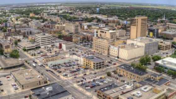 Serve a North Dakota Notice of Intent to Lien: Deadlines and Requirements